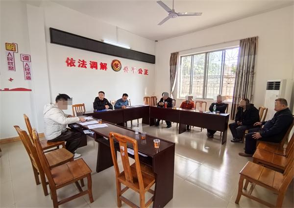 �Ϫ��˾���֣��������������� Ϊ����Ǵٺ�г